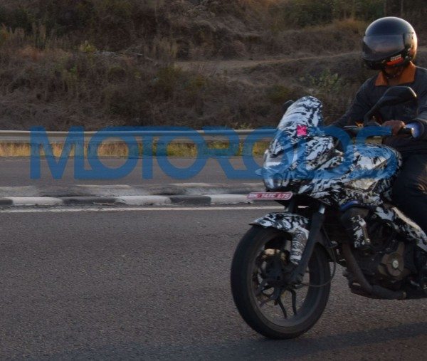 Bajaj Pulsar 200 Adventure Sport Spied in Pune (3)