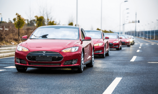 Chinese Start-up offers Tesla Model S as an year-end bonus to its employees (1)