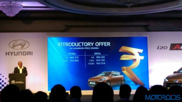 Hyundai i20 Active Mumbai Launch (10)