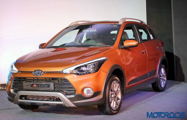 Hyundai i20 Active Mumbai Launch (2)