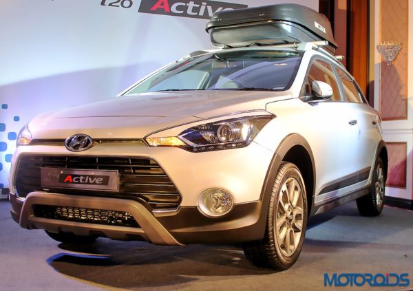 Hyundai i20 Active Mumbai Launch (3)