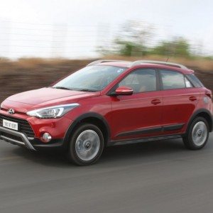 Hyundai i Active in motion