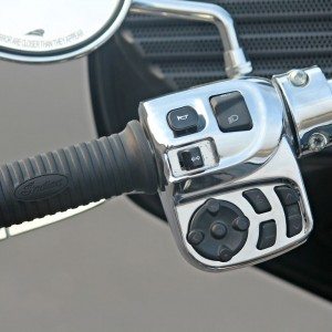 Indian Chieftain switchgear