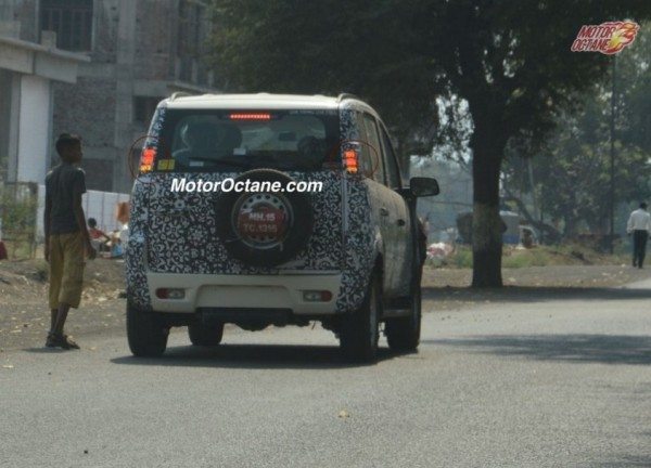 Mahindra Quanto Facelift Spied - 2