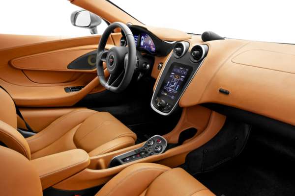 McLaren 570S Interior (7)