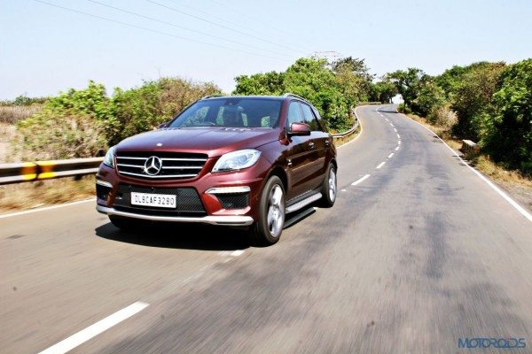 Mercedes-Benz ML 63 AMG Front left three quarters (6)