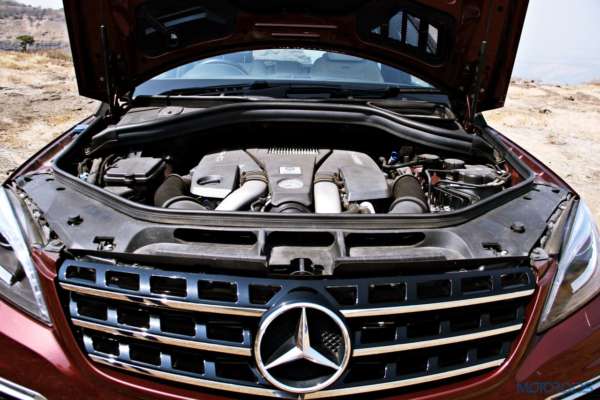Mercedes-Benz ML 63 AMG V8  engine(46)