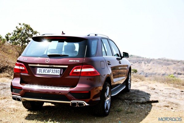 Mercedes-Benz ML 63 AMG rear right three quarters  (24)