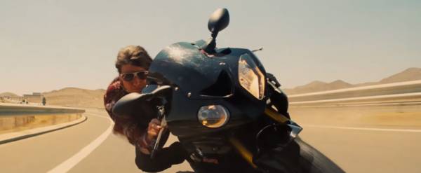 Mission Impossible 5 Trailer - BMW S1000RR - 2