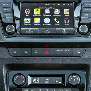 New  Skoda Fabia instrument console