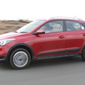 New Hyundai i Active in motion sideways