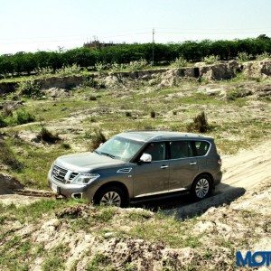 Nissan Patrol off road