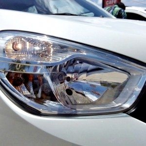 Renault Lodgy India headlamps