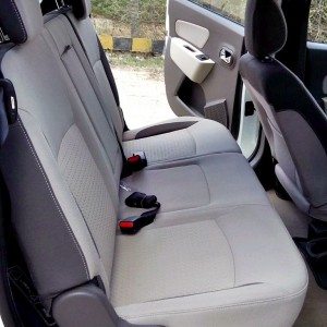 Renault Lodgy India second row seats