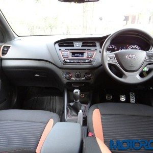 hyundai i active images