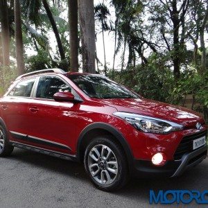 hyundai i active images