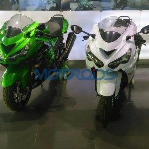 kawasaki ninja zxr pearl white metallic