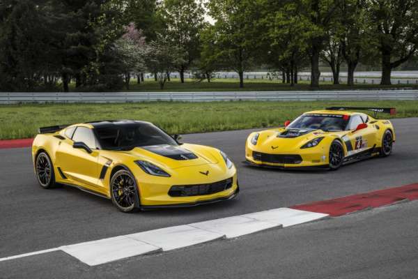 2016 Corvette Z06 C7.R Edition (2)