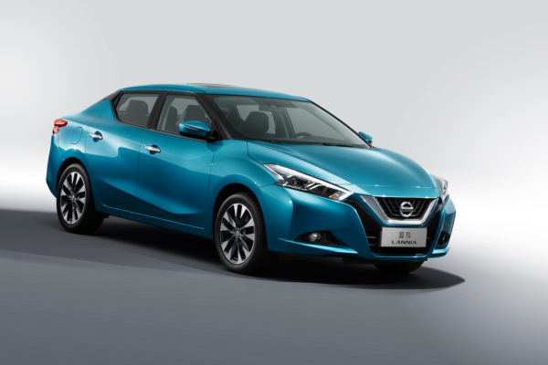 2015 Nissan Lannia (5)