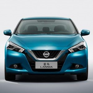 Nissan Lannia