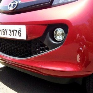 Tata Nano GenX bumper and fog lamps