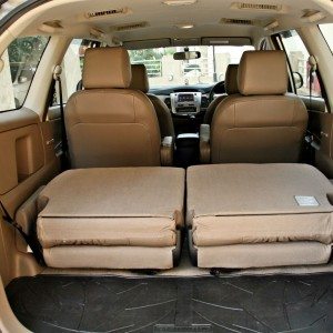 toyota Innova boot space with last row up