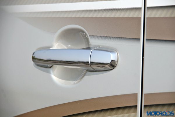 2015 toyota Innova door handle (25)