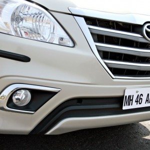 toyota Innova front bumper and grille