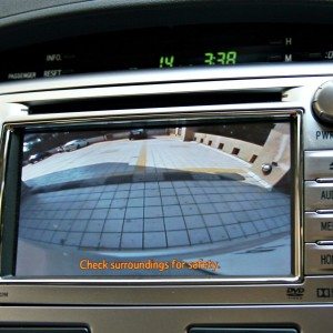 toyota Innova parking camera display