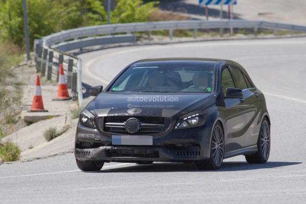 2016 Mercedes A45 AMG - 2