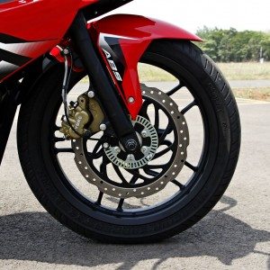 Bajaj Pulsar RS  disc brake