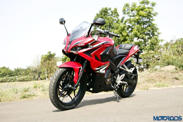 Bajaj Pulsar RS 200 india (1)