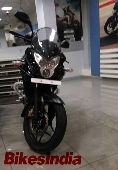 Bajaj Pulsar RS Reaches Dealership