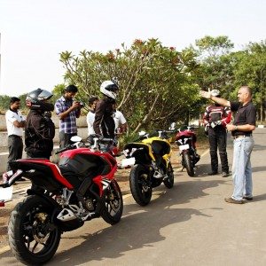 Bajaj Pulsar RS briefing