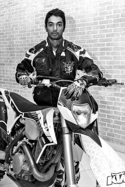 CS-Santhosh-with-Dakar-Rally-race-bike