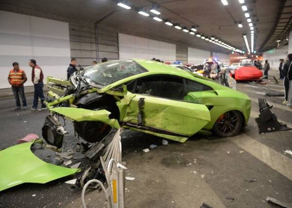 Lamborghini Gallardo Superleggera crash