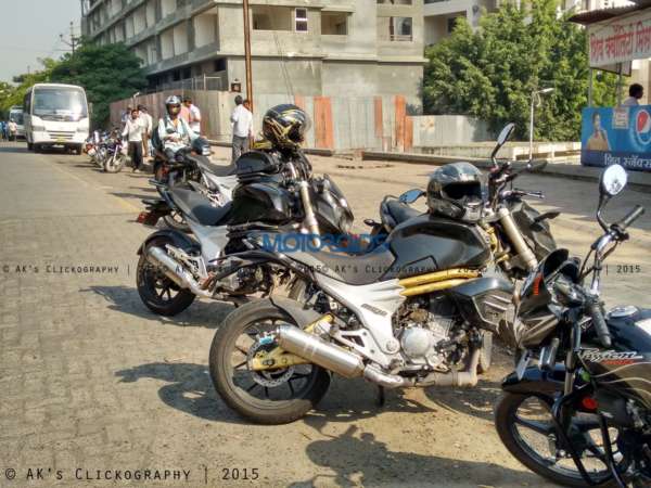 Mahindra Mojo Spied Again (1)