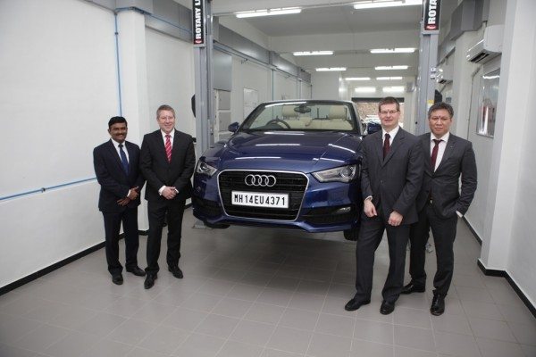 Mr. Ulli Seyfferth, Head of Technical Service, AUDI AG and Mr. Joe King, Head, Audi India at Audi TSC