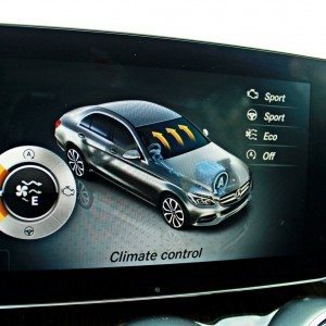 New Mercedes C Class screen