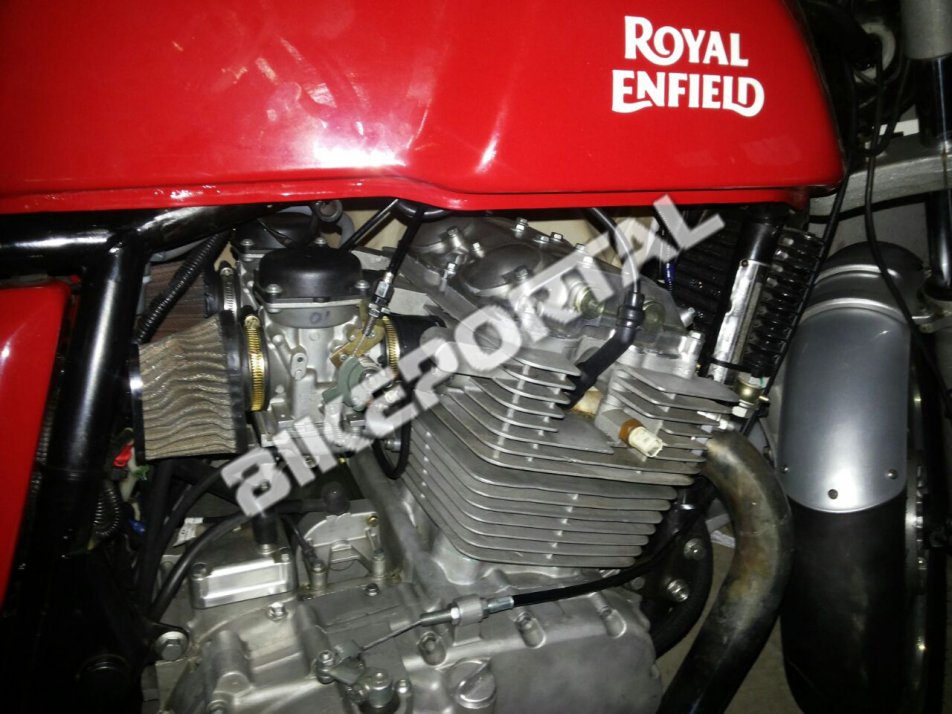 Royal Enfield 750cc in-line twin spotted testing; Or is it a mod job ...