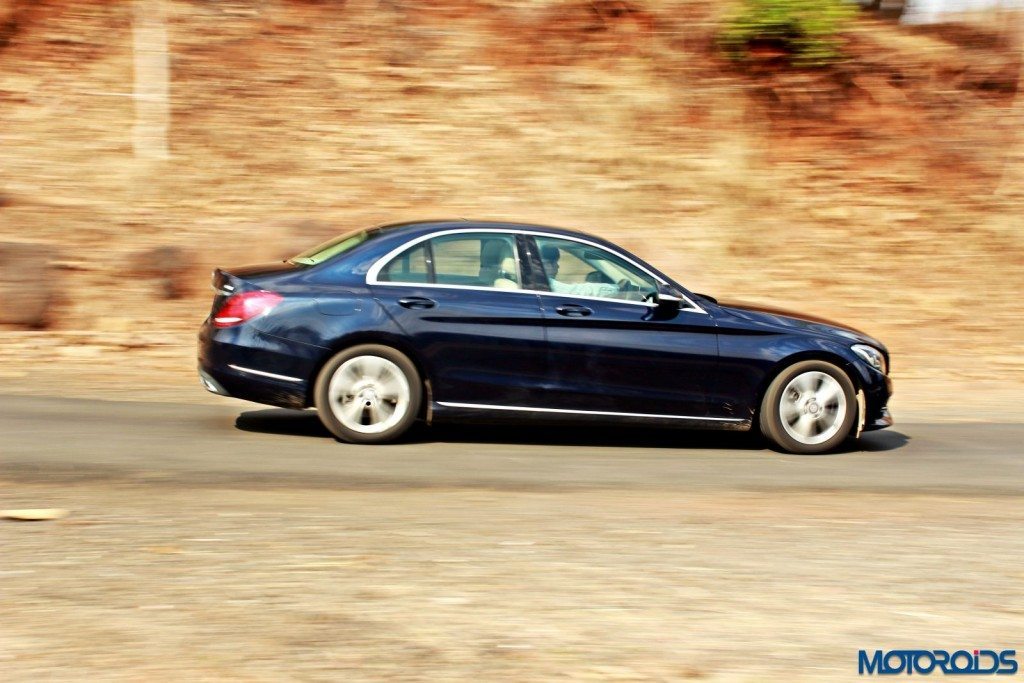 new 2015 Mercedes C Class action (12)