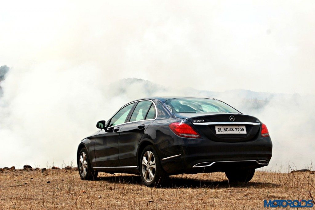 new 2015 Mercedes C Class rear (3)