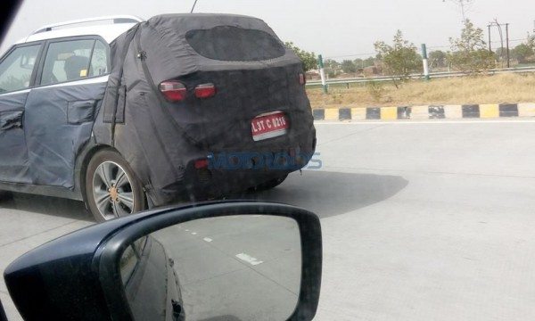 Hyundai ix25 spied (1)