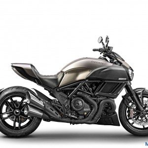 Ducati Diavel Titanium