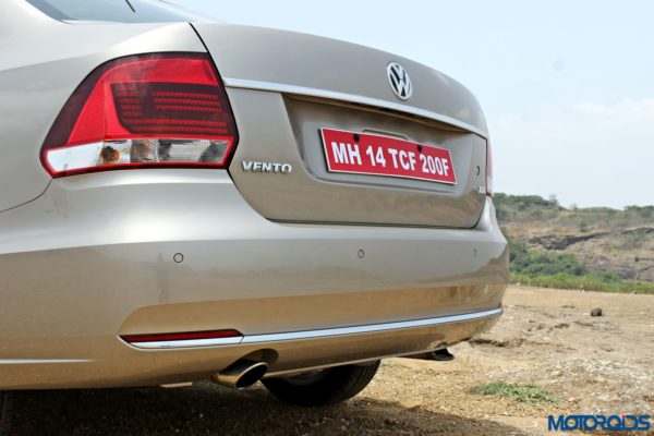 2015 Volkswagen Vento Rear bumper and tail pipe(11)