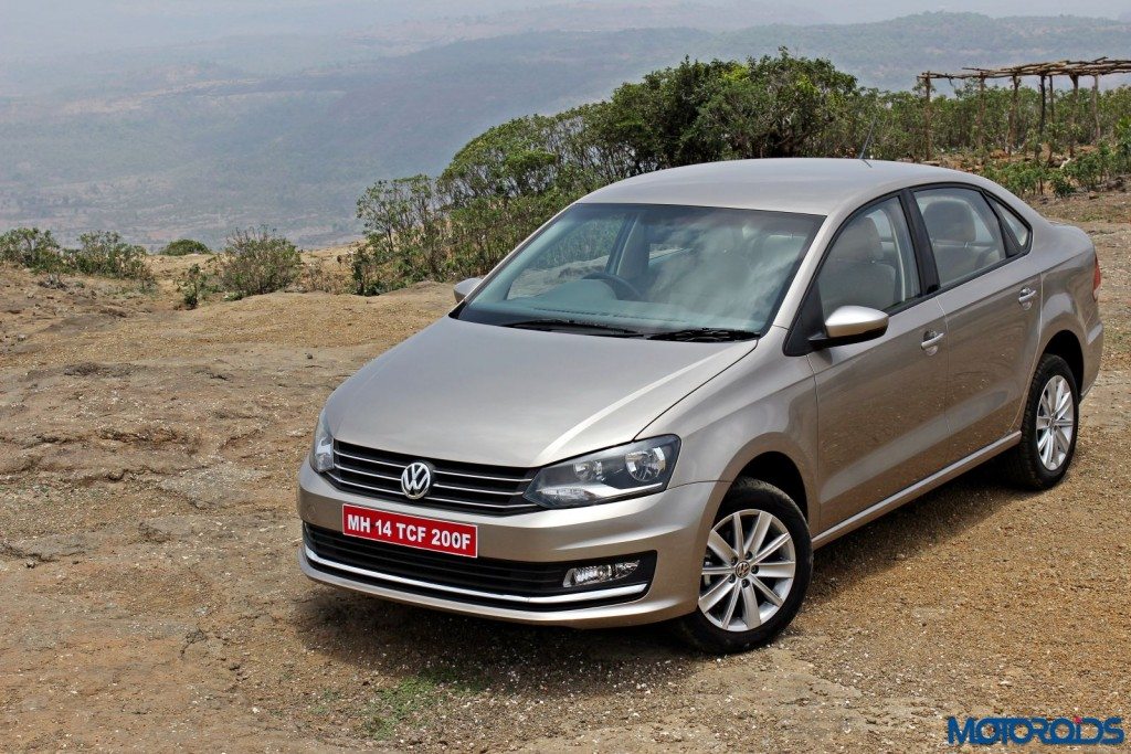 2015 Volkswagen Vento front left three quarters (1)