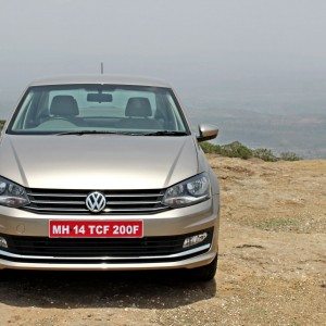 Volkswagen Vento head on