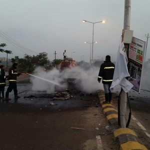 BMW M crash Mumbai