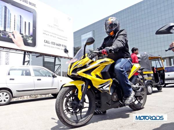 Bajaj Pulsar RS200 (27)