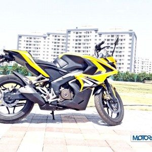 Bajaj Pulsar RS